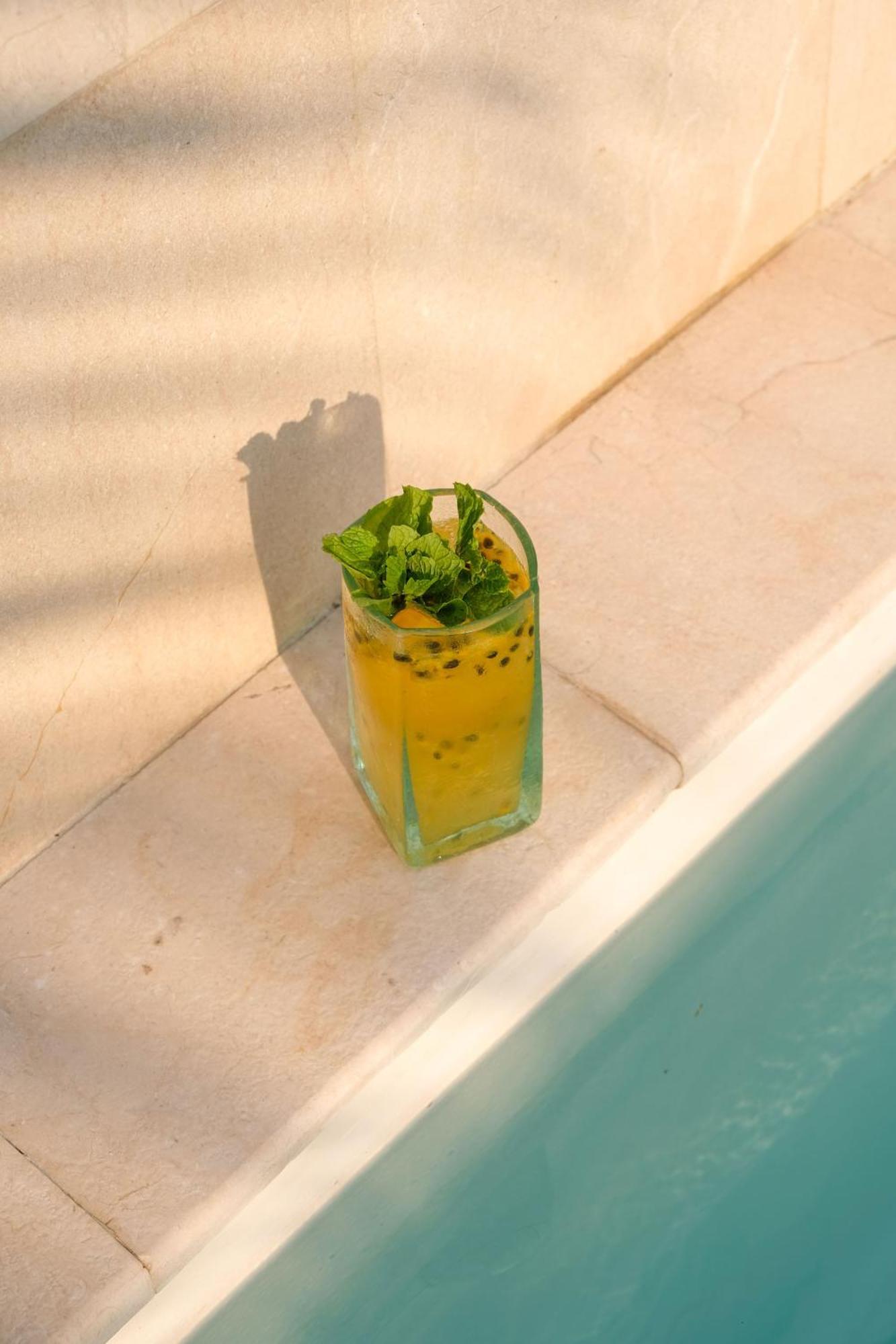 Le Pirate Gili Meno - Adults Only Hotel Exterior photo